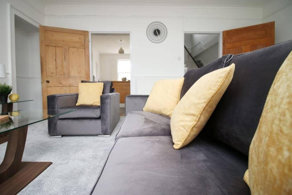 Spacious Georgian 3Bedroom Apartment- 10 Minute Walk To The River Avon, Roman Baths And Bath Abbey Eksteriør bilde