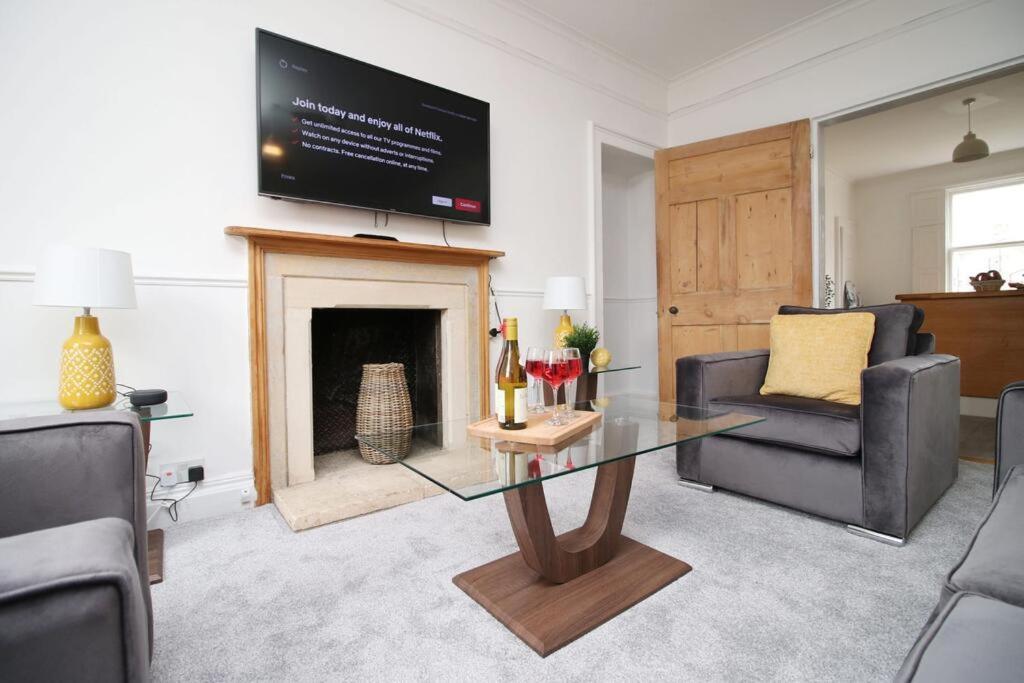 Spacious Georgian 3Bedroom Apartment- 10 Minute Walk To The River Avon, Roman Baths And Bath Abbey Eksteriør bilde