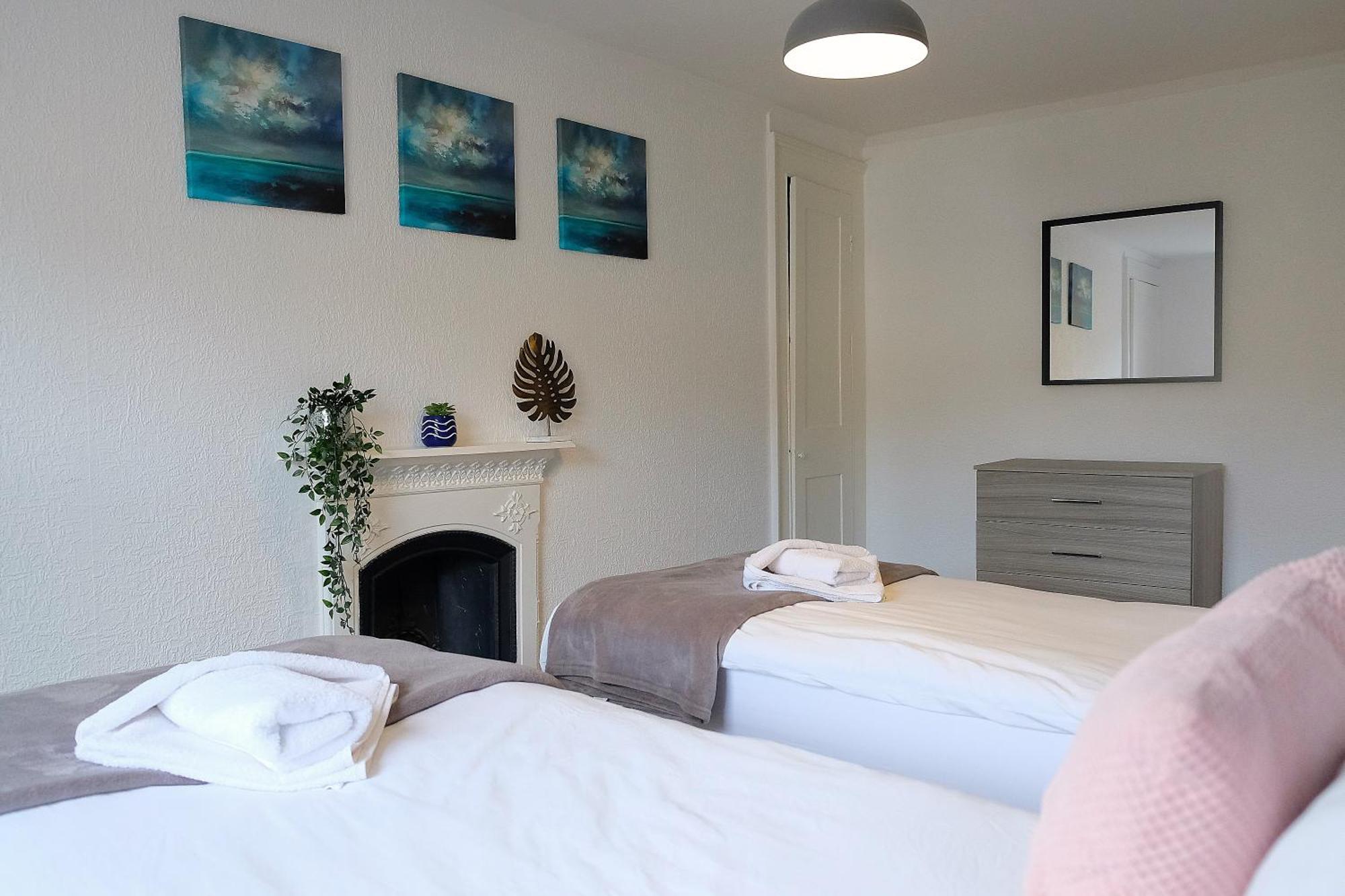 Spacious Georgian 3Bedroom Apartment- 10 Minute Walk To The River Avon, Roman Baths And Bath Abbey Eksteriør bilde