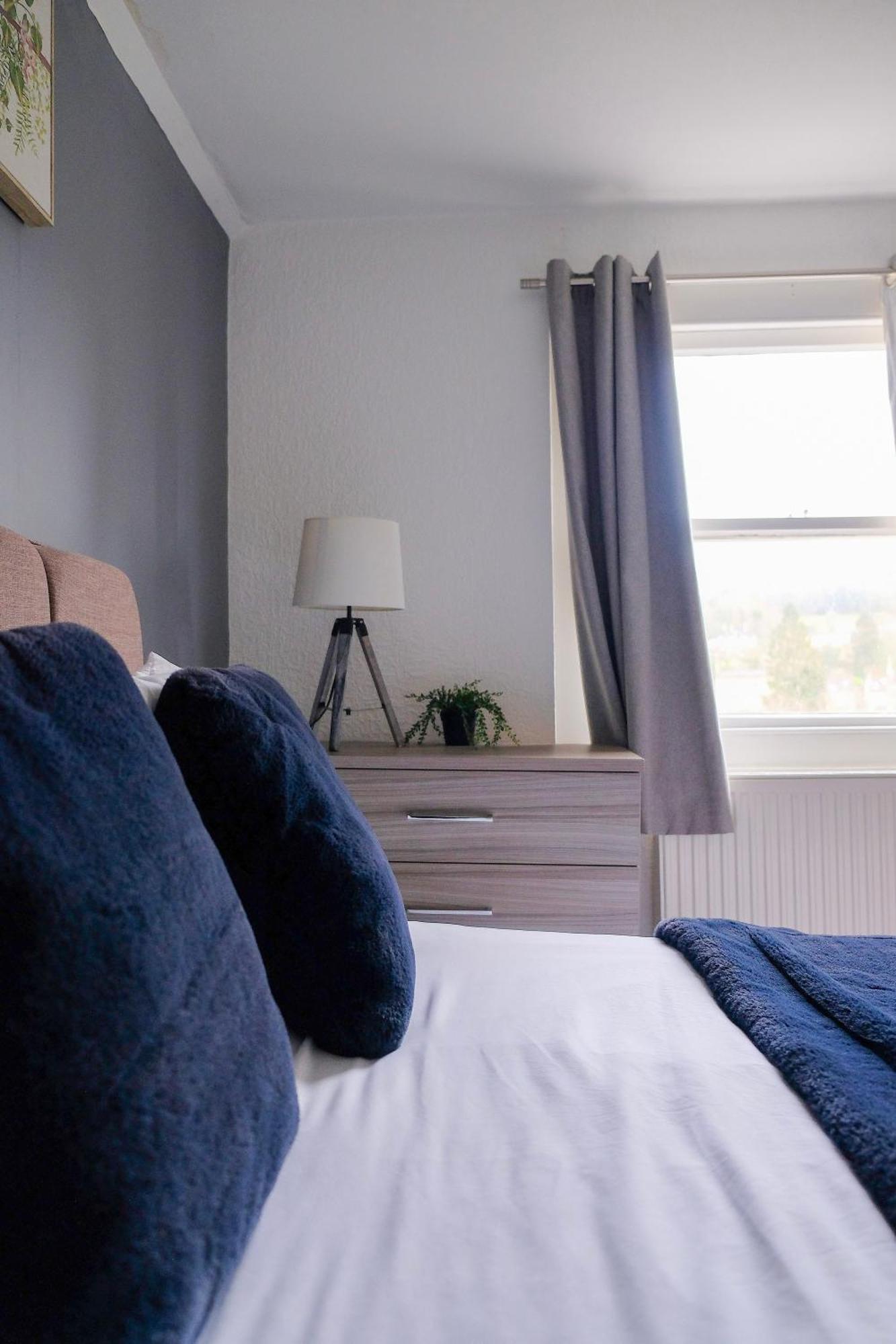 Spacious Georgian 3Bedroom Apartment- 10 Minute Walk To The River Avon, Roman Baths And Bath Abbey Eksteriør bilde